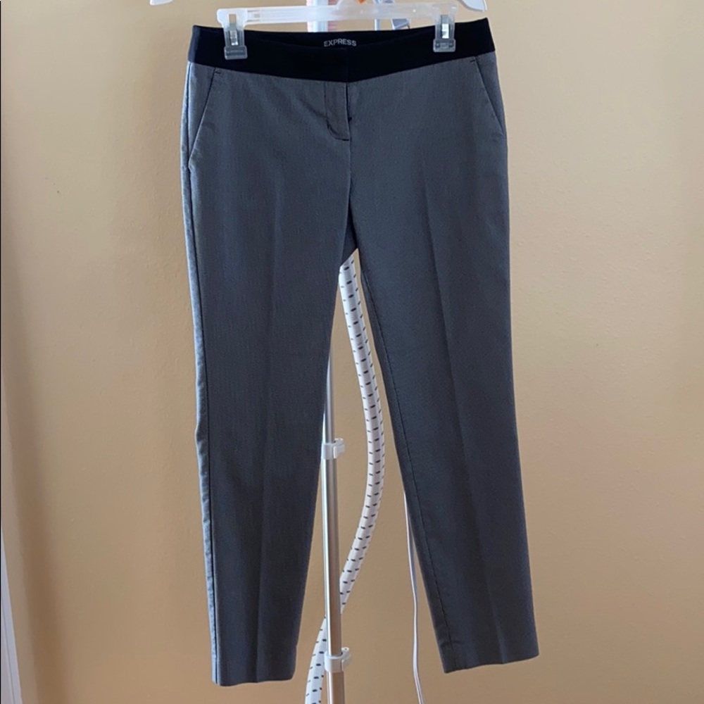 Columnist express mid waisted ankle pants